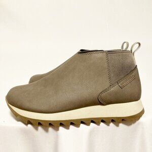 Merrell Alpine Chelsea Ankle Boot Vegan Leather Size 8.5